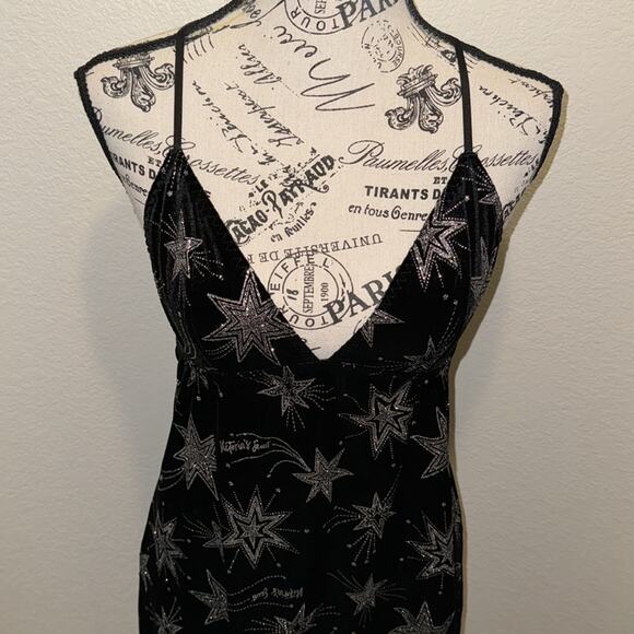 Victoria’s Secret velvet shooting stars slip chemise nightie women’s size small - Picture 2 of 10